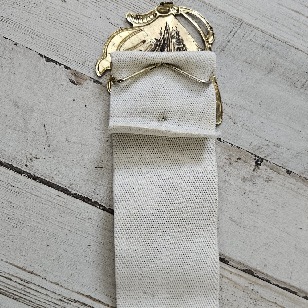 Vintage Metal Butterfly Clip Buckle Stretchy White Belt - Picture 5 of 6
